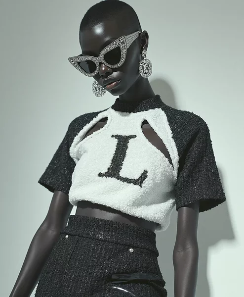 Croitori, confectioneri si cusatori manual, sector 2, central.